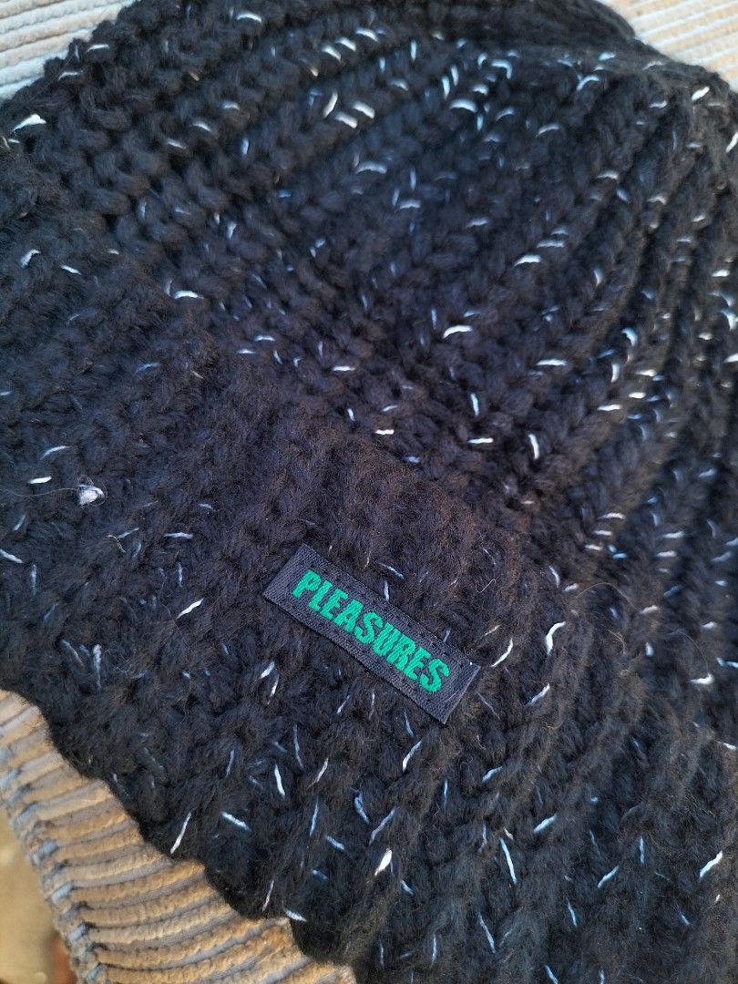 Pleasures Impact Watch Cap (Category: Beanies) located in Aloran. Submitted by thrift_hunter73 (Listing ID 1460662013, Image 2). Description: Pleasures Impact Watch Cap Excellent as new No issue.