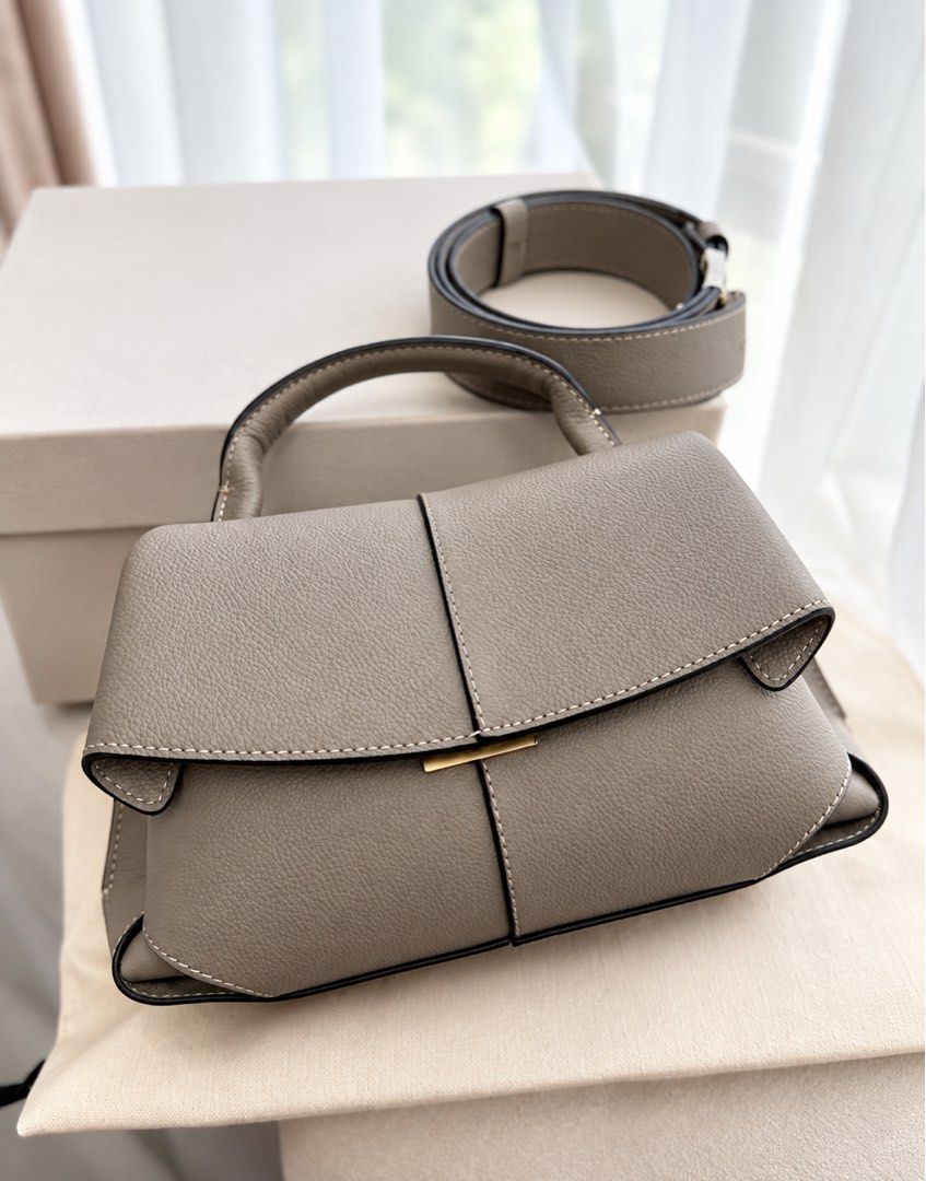 Polene Mini Mokki (Category: Cross-body Bags) located in Manila. Submitted by stopshop26 (Listing ID 1460582290, Image 1). Description: Polene Mini Mokki Brand new and original Onhand and ready to ship.