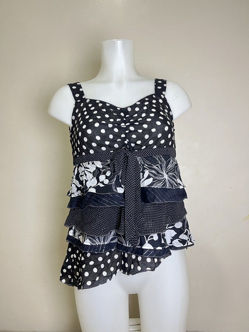 Polka Dots Layered Top (Category: Sleeveless) located in San Jose. Submitted by thymies (Listing ID 1460535044, Image 1). Description: .