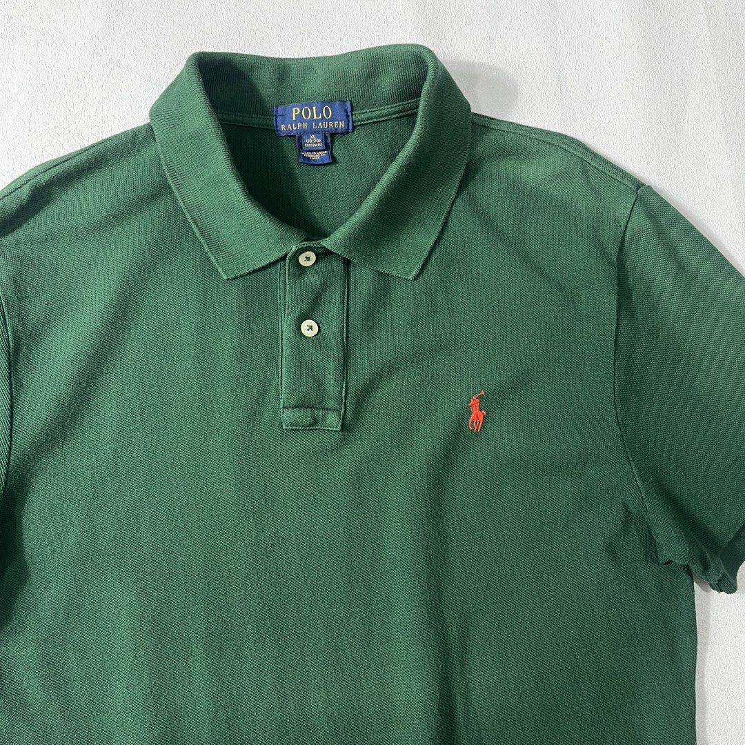 Polo RL Ralph Lauren Poloshirt (Category: Tshirts & Polo Shirts ) located in Nasugbu. Submitted by janstuffs.ph (Listing ID 1460690185, Image 3). Description: Authentic Ralph Lauren Polo Fits to Medium 19x27-28 Has discoloration, not noticeable when worn. ( refer to photo) Wearable pa talaga. Pwede nyo i dye. No pinhole or any damage. 400 + sf only.
