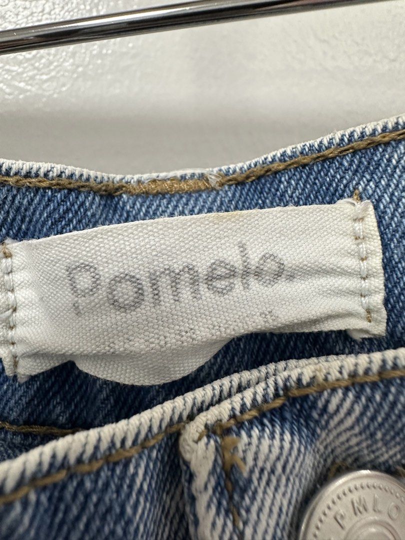 Pomelo Acid-Wash Denim Shorts (Category: Shorts) located in Paranaque City. Submitted by kokoclosets (Listing ID 1460679580, Image 3). Description: Bought in Pomelo online store Still good as new! RFS: too small for me now:( but this was one of my fave shorts. Super cute!.