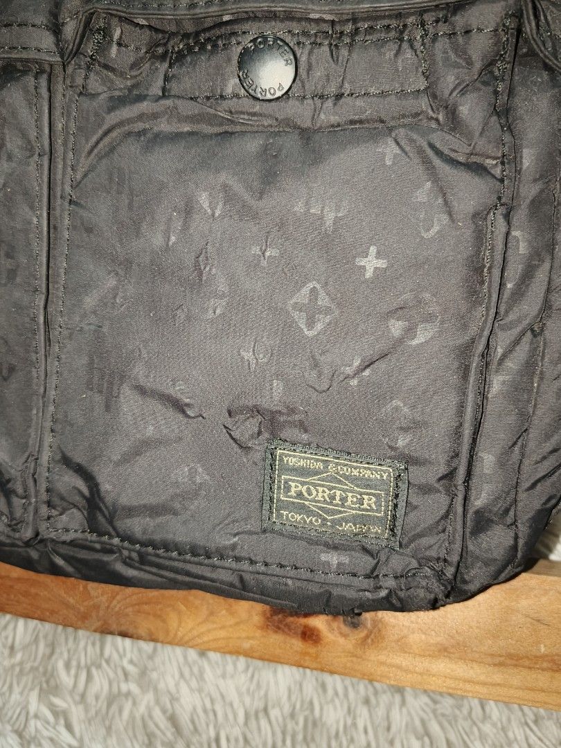 PORTER CAMOU (Category: Sling Bags) located in Baguio. Submitted by akiko2600 (Listing ID 1460657481, Image 2). Description: PORTER EXCELLENT CONDITION NO ISSUES 980.