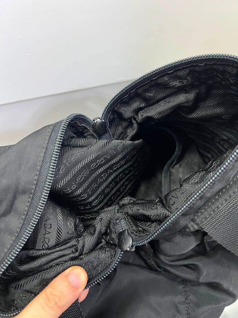 Prada Tessuto Tote bag (Category: Tote Bags) located in Cabanatuan. Submitted by cristalyngonzales (Listing ID 1460529334, Image 3). Description: Authentic Very good cond minimal usage sa plate last pic (natanggal ung color black nung letter P and D) over all very good cond 💯.