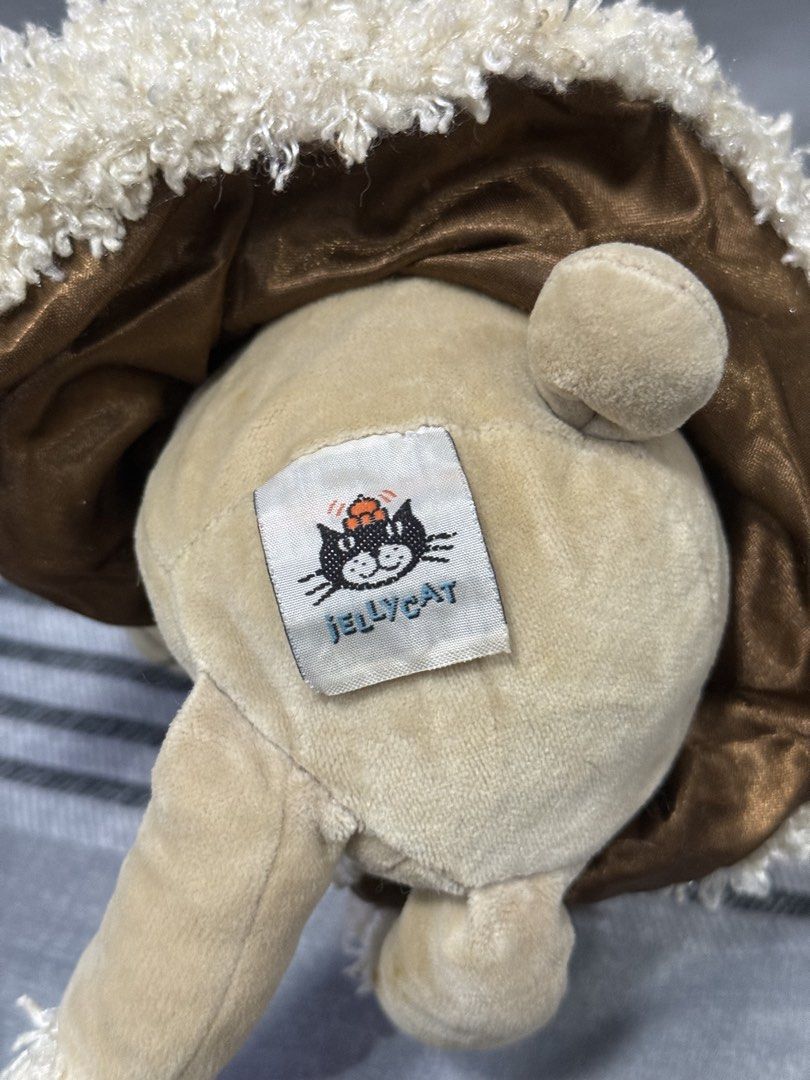 Preloved Jellycat Sheep Plush Toy (Category: Plushies & Soft Toys) located in Manila. Submitted by kunehoe (Listing ID 1460543381, Image 3). Description: - Adorable Jellycat sheep plush toy - Features a fluffy cream jacket and brown boots - Highly detailed design - Ideal for children and collectors alike - Approximately 12 inches in height.