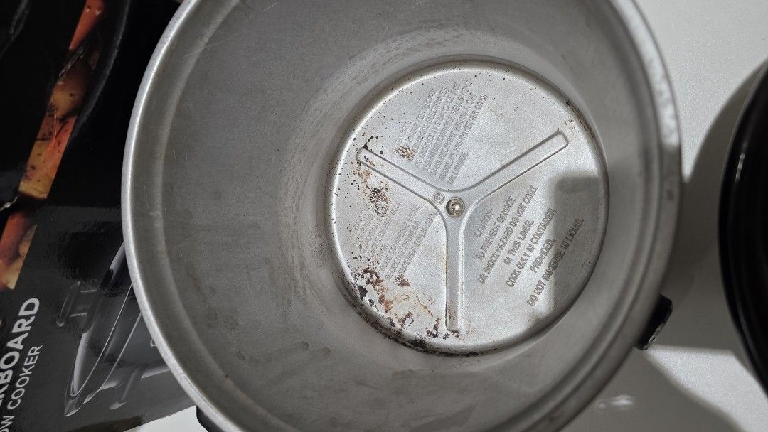 PRE-LOVED SLOW COOKER (Category: Cookers) located in Pasig City. Submitted by dekalatering (Listing ID 1460631630, Image 3). Description: PRE-LOVED SLOW COOKER 🥘✨ Selling my pre-loved slow cooker perfect for making soups, stews, tender meats, and other slow-cooked dishes with minimal effort. ✅ Pre-loved / gently used ✅ Still functional and ready to use ✅ Great for home cooking and meal prep ✅ Perfect for busy people who want easy, convenient coo