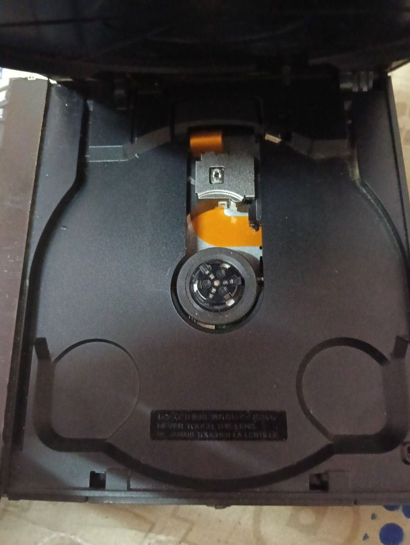 Ps2 untested (Category: PlayStation) located in Kuala Lumpur. Submitted by m4r88 (Listing ID 1460649621, Image 3). Description: ps2 untested tk tau hidup atau tidak jual macam dalam gamba.