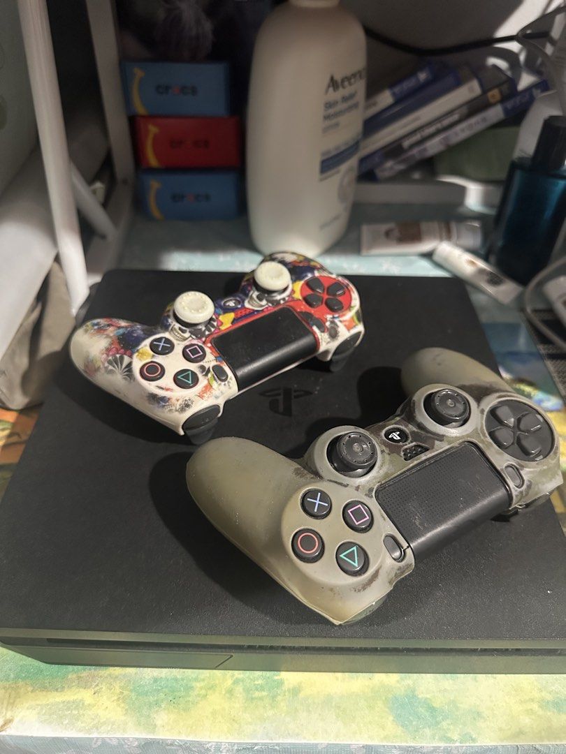 Ps4, 2 controllers, free 4 games (Category: PlayStation) located in Quezon City. Submitted by tcddy (Listing ID 1460523428, Image 2). Description: Comes with 2 controllers -1 orig -1 oem Cables 5 games -GTA5 -2k20 -God of war /Horizon Zero Dawn -Assasin’s Creed Unity Issue: Controller battery drains quickly if wireless play, okay naman pag plugged. All buttons functioning..