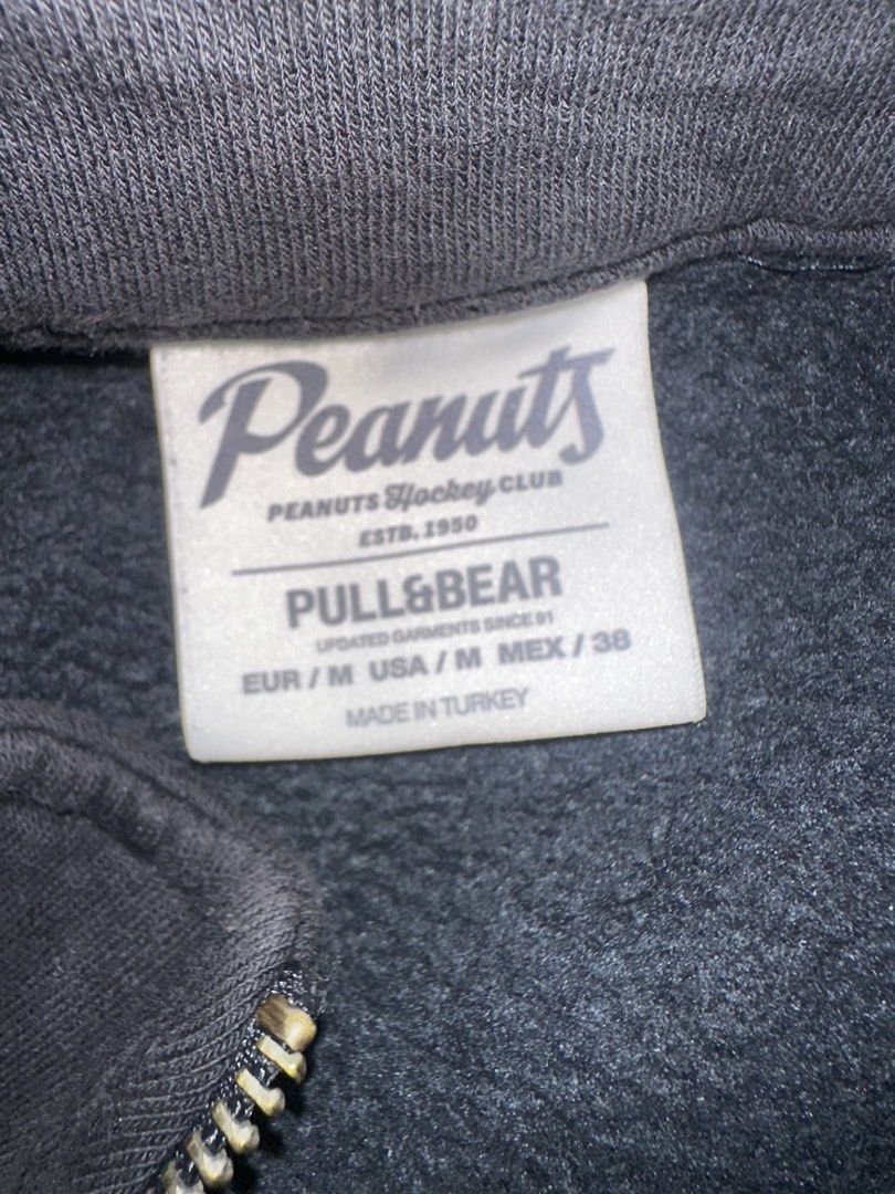 Pull & Bear Peanut quarter zip (Category: Coats, Jackets and Outerwear) located in Manila. Submitted by _declutterwithmai (Listing ID 1460543960, Image 2). Description: .