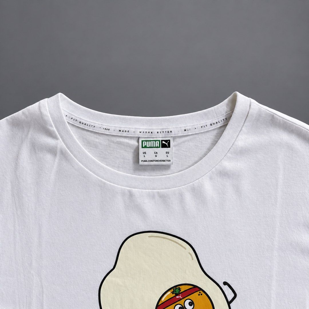 PUMA GRAPHIC SHIRT (Category: Tshirts & Polo Shirts ) located in Taguig. Submitted by clarrk95 (Listing ID 1460545539, Image 2). Description: Puma Graphic Shirt Size: L (Tag) Length: 28inches Width: 21inches PRICE: ₱350 ONLY! FLAWS: neckline tagline faded ✅ brandnew condition ✅ add shipping fee ✅ ignoring LP inquiry Shipping: Lalamove | J&T | LBC Location: Taguig📍 Payment: Gcash | Bank | Cash FB: THRFT IG: thrft_25 DM for more detailed pics.📩.