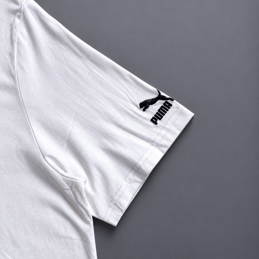 PUMA GRAPHIC SHIRT (Category: Tshirts & Polo Shirts ) located in Taguig. Submitted by clarrk95 (Listing ID 1460545539, Image 3). Description: Puma Graphic Shirt Size: L (Tag) Length: 28inches Width: 21inches PRICE: ₱350 ONLY! FLAWS: neckline tagline faded ✅ brandnew condition ✅ add shipping fee ✅ ignoring LP inquiry Shipping: Lalamove | J&T | LBC Location: Taguig📍 Payment: Gcash | Bank | Cash FB: THRFT IG: thrft_25 DM for more detailed pics.📩.