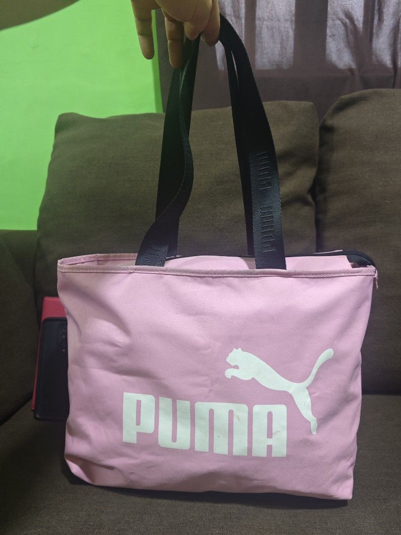Puma med size tote bag (Category: Tote Bags) located in Pili. Submitted by zaneombao03491 (Listing ID 1460648818, Image 1). Description: .