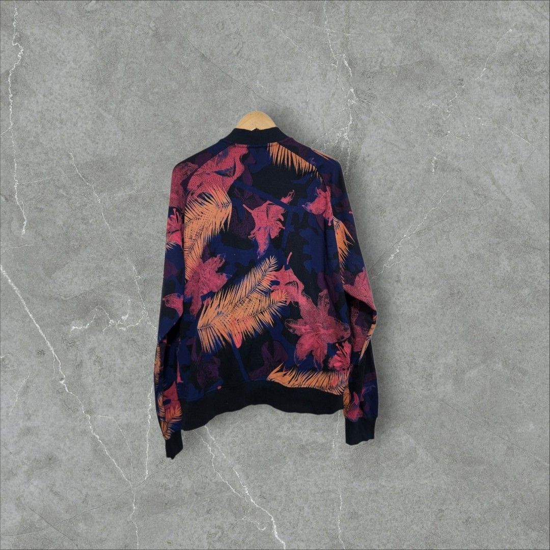 Puma tropical aop track jacket (Category: Coats, Jackets and Outerwear) located in Baguio. Submitted by fadexquisite (Listing ID 1460518865, Image 2). Description: Puma tropical aop track jacket Large 27x24 Excellent condition 500 plus ship fee.