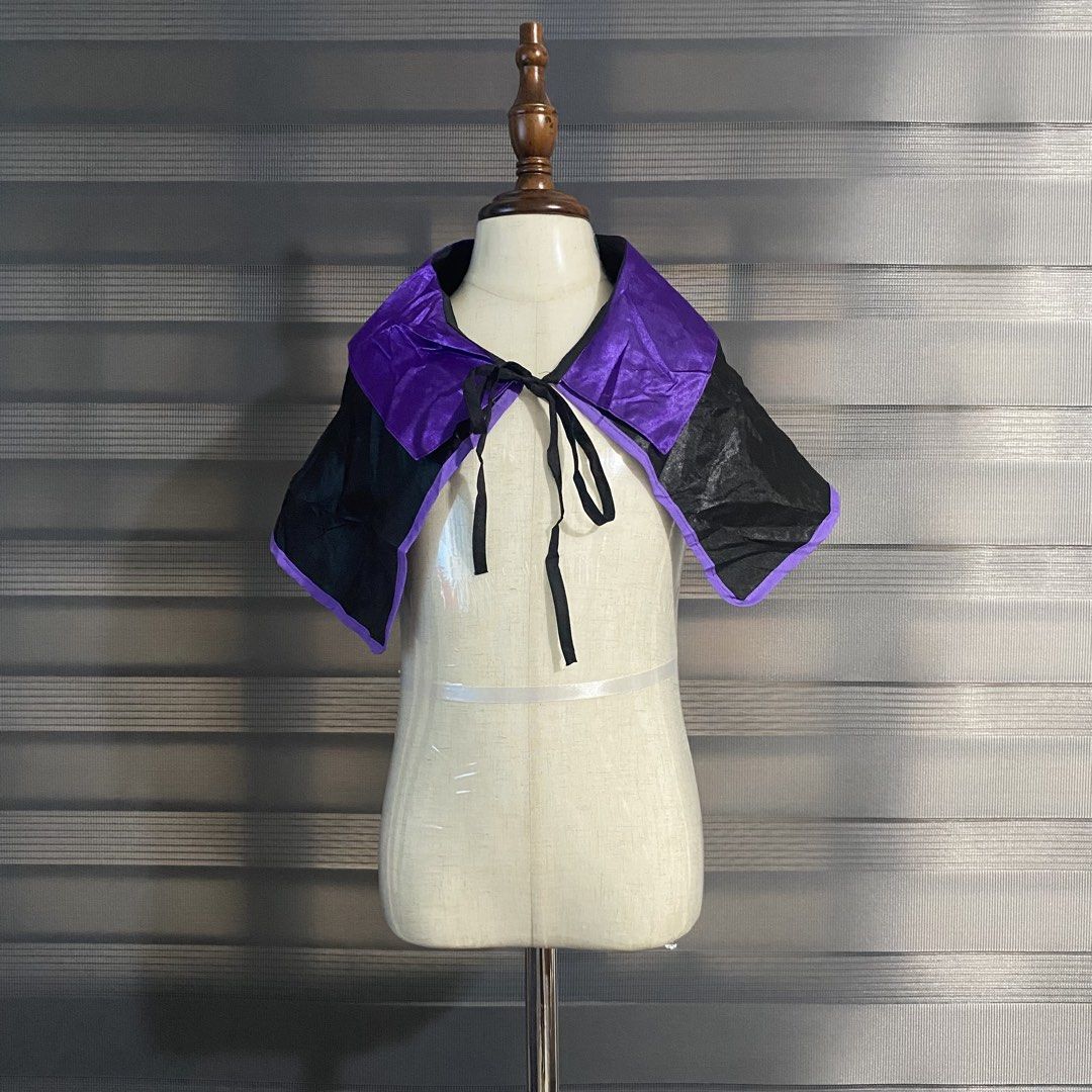 Purple Cape (Category: Coats, Jackets and Outerwear) located in Caloocan City. Submitted by discusonlineshop (Listing ID 1460611690, Image 1). Description: 1-3Y.