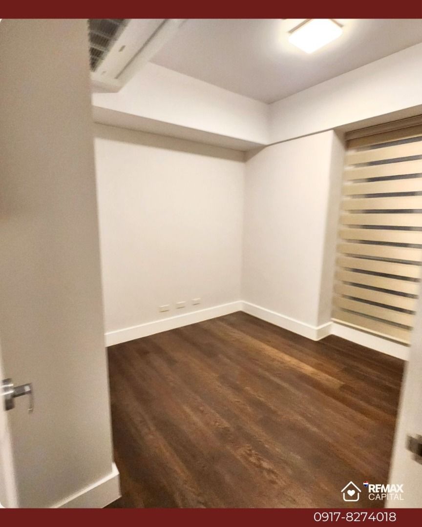 Quezon City Condo for Lease! (Category: Commercial) located in Quezon City. Submitted by daphne.yu_favoritebroker (Listing ID 1460557476, Image 3). Description: Quezon City Condo for Lease! Floor area: 92 square meters 2 Bedrooms 2 Bathrooms Balcony 2 Parking slots Semi-furnished with: Dining Set, Couch, Blinds , Heaters Lease Rate: Php95k/month inclusive of dues #26090901.