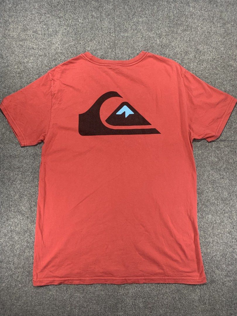 Quicksilver (Category: Tshirts & Polo Shirts ) located in Dumaguete. Submitted by dailywear6200 (Listing ID 1460662396, Image 1). Description: QuickSilver Meduim Width 21 Length 29.5 Excellent condition .