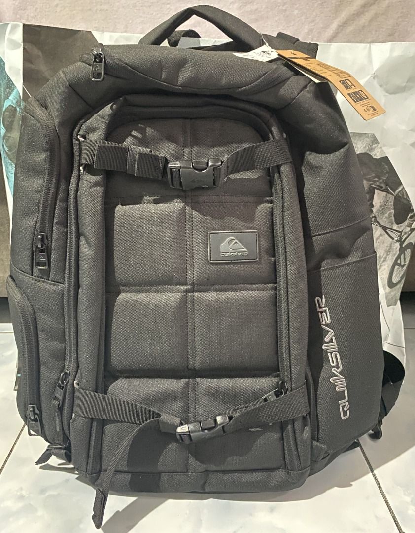 Quiksilver Grenade Technical Backpack (Category: Backpacks) located in Davao. Submitted by wilddog-09e0 (Listing ID 1460614674, Image 1). Description: Selling Quiksilver Backpack (32L) PRICE IS NEGOTIABLE Disclaimer: 2nd, 4th, and 5th photos are for reference only. Location: Davao City I Open for personal delivery & meet-up within Davao City. Payment first / NO COD-COP Courier: J&T.