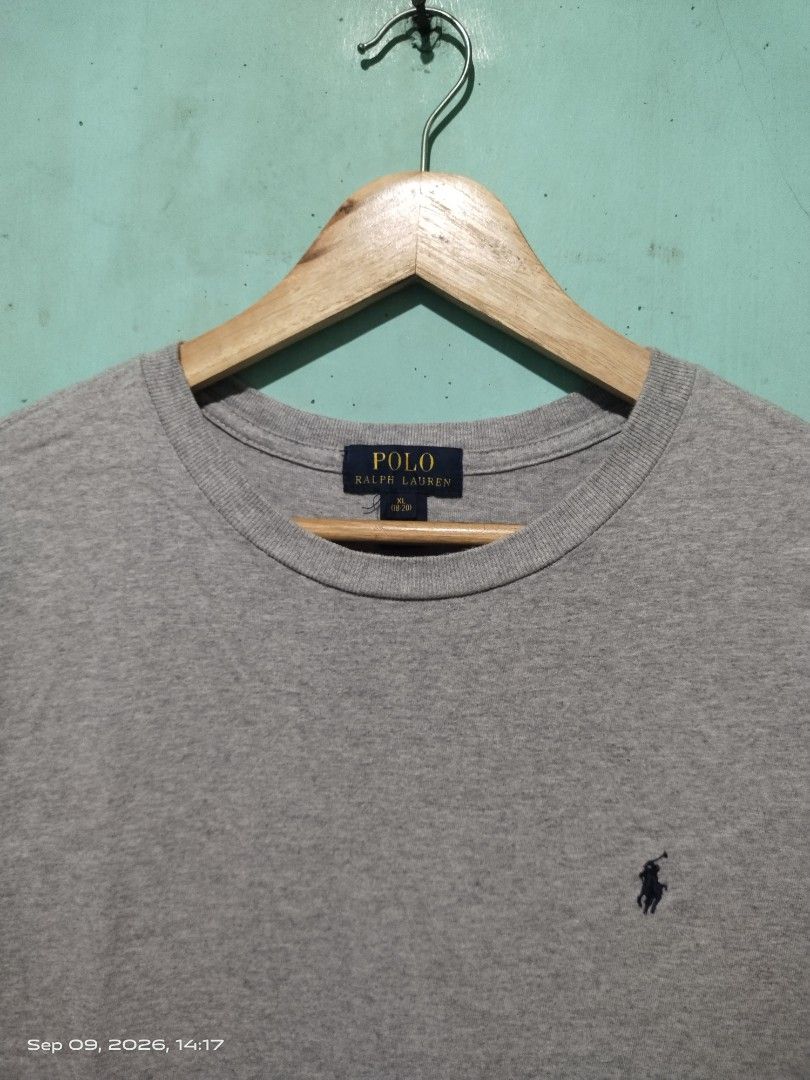 RALPH LAUREN HEATHER GRAY SHIRT (Category: Tshirts & Polo Shirts ) located in Iloilo. Submitted by selectionthriftsilo (Listing ID 1460642955, Image 3). Description: DIMENSIONS: 21X28 CR/COND: 9. 5/10 or better EXCELLENT CONDITION ISSUE: ❌❌❌ PLS NOTE: ALL ITEMS ARE THRIFTED SOME OF THEM NEEDS WASH PLS MANAGE YOUR EXPECTATIONS COLOR MAY VARY DUE TO LIGHTING WHEN CAPTURED ON CAM. MODE OF PAYMENT: GCASH/GOTYME NO COD!! ILOILO CITY LOCATION.