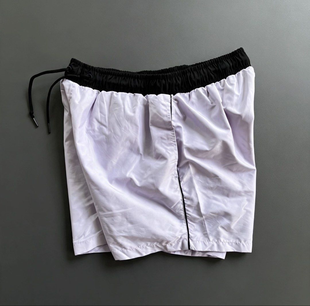 Random running short (Category: Shorts) located in Manila. Submitted by lardo.599 (Listing ID 1460621767, Image 1). Description: Excellen condition No issue 10/10 color rate.