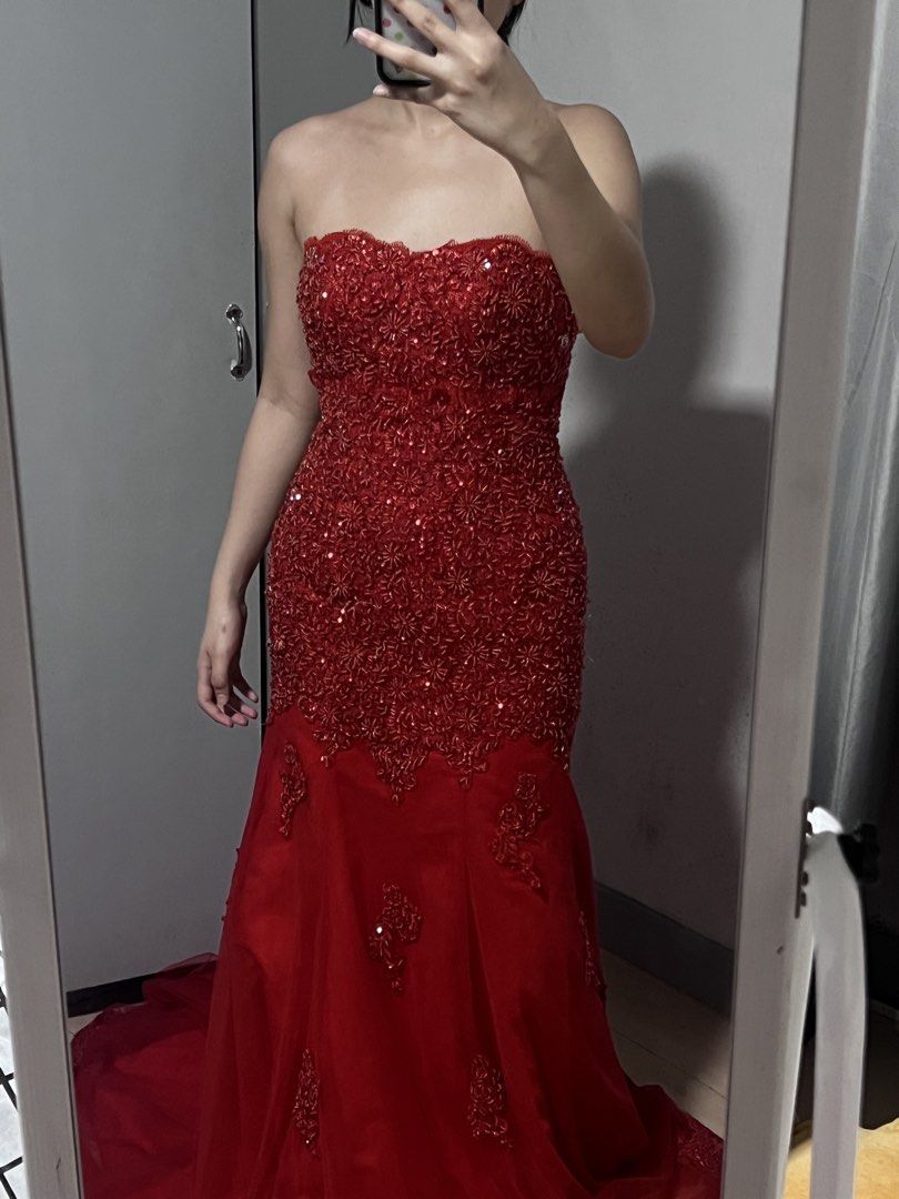 Red Gown (Category: Evening dresses & gowns) located in Marikina City. Submitted by trish.grcia (Listing ID 1460687841, Image 1). Description: • Elegant red gown, perfect for formal events, prom, parties, or special occasions • Good condition • Size: Small • Price: ₱1500.