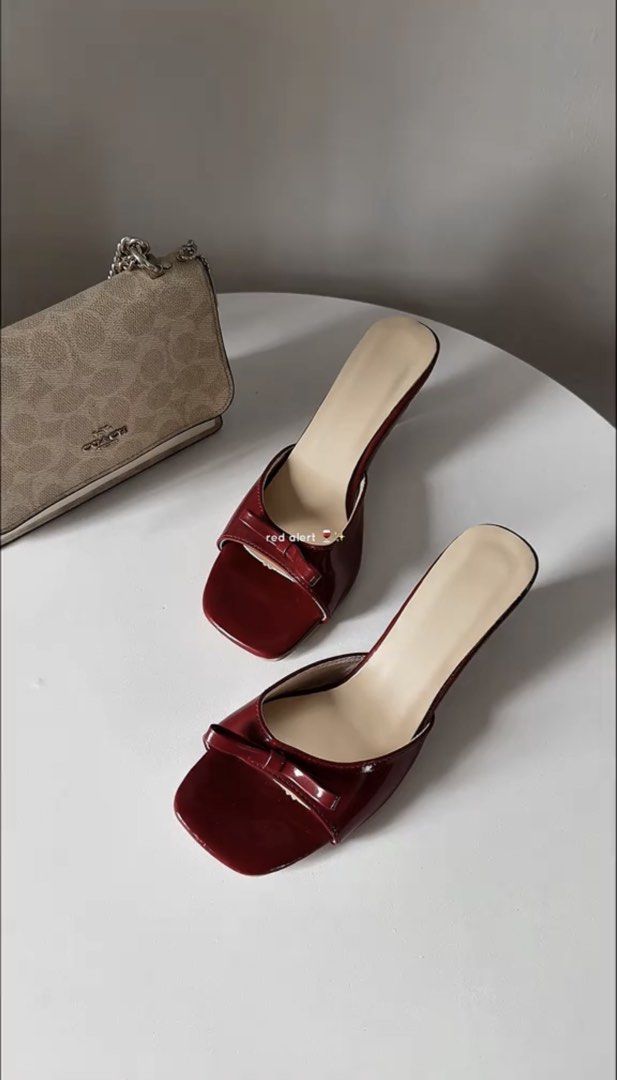 Red heels 37 (Category: Heels) located in Tarlac. Submitted by mileeeesss (Listing ID 1460679185, Image 1). Description: ❗️payment first policy ❗️ Red heels 37 Selling for: 150 Why selling cheaper? • Super dami kong tambak, need na ma-dispose (affiliate si seller) • Video available — ginawan ko lang rin ng video para mapromote Payment & Delivery: • MOP: GCash • Meet-up: Fiesta San Rafael, Tarlac City • Shipping: via J&T | LALAMOVE Grab • No COD /