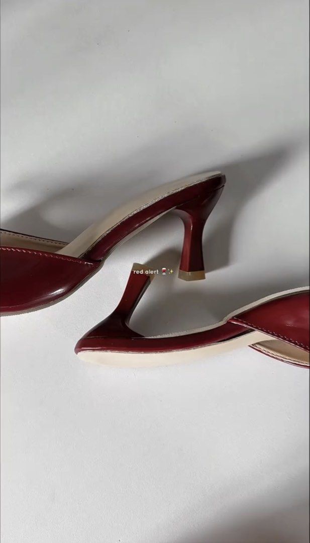 Red heels 37 (Category: Heels) located in Tarlac. Submitted by mileeeesss (Listing ID 1460679185, Image 3). Description: ❗️payment first policy ❗️ Red heels 37 Selling for: 150 Why selling cheaper? • Super dami kong tambak, need na ma-dispose (affiliate si seller) • Video available — ginawan ko lang rin ng video para mapromote Payment & Delivery: • MOP: GCash • Meet-up: Fiesta San Rafael, Tarlac City • Shipping: via J&T | LALAMOVE Grab • No COD /