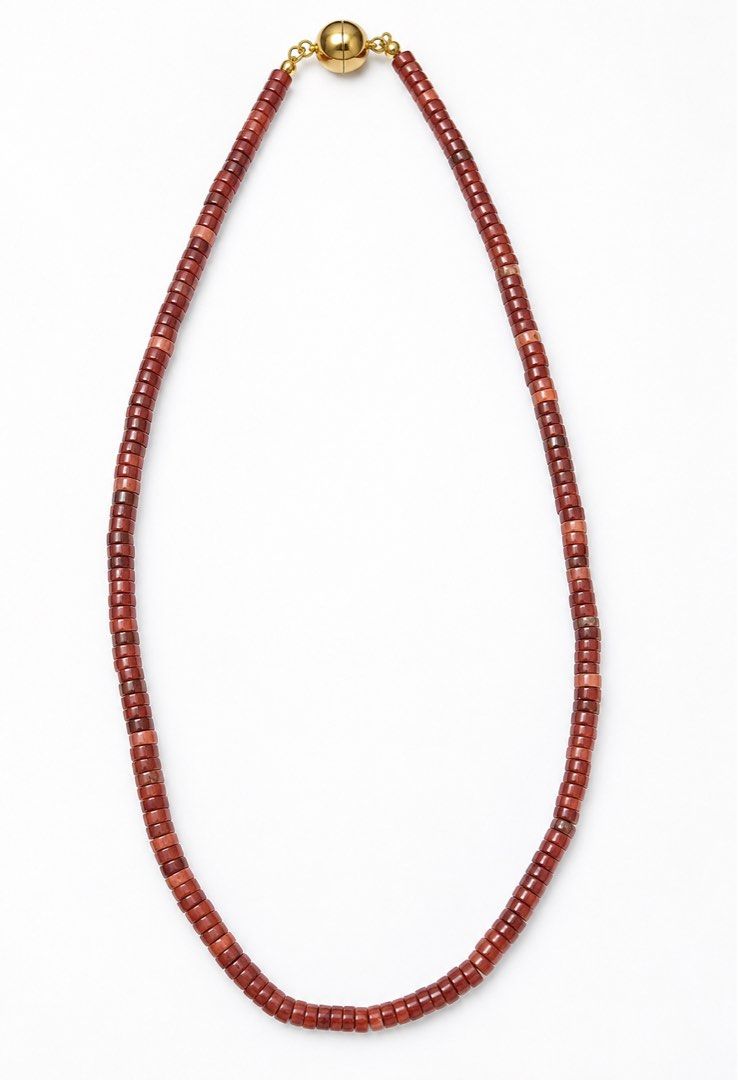 Red Jasper Necklace 18” I unisex (Category: Necklaces) located in Kalibo. Submitted by sunnysidegold (Listing ID 1460653333, Image 1). Description: Natural Red Jasper necklace 18” Gold tone magnetic clasp.