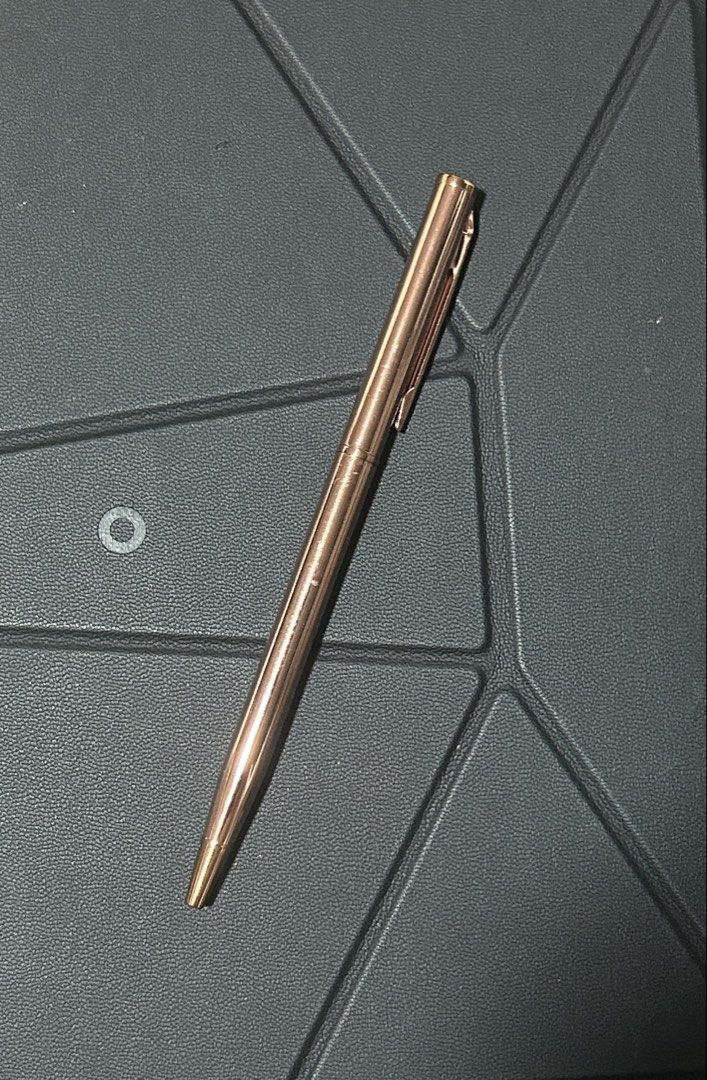 Rose Gold Diamond Pens Set (Category: Stationery & School Supplies) located in Paranaque City. Submitted by isa.ph (Listing ID 1460516139, Image 3). Description: - Set of 4 beautiful rose gold pens - Two pens feature elegant diamond-shaped tops - One pen has a dazzling glitter rose gold finish - Another pen boasts a chic white polka dot design - Ideal for journaling, note-taking, or as a thoughtful gift - With clear case per ballpen.