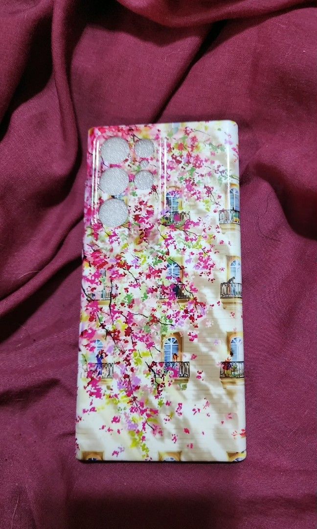S22 Ultra Cases (Category: Cases & Sleeves) located in Quezon City. Submitted by dolcegioia (Listing ID 1460519445, Image 2). Description: -Personal fave cases -Sold as bundle -Bawal sa maarte -The latter one is new.