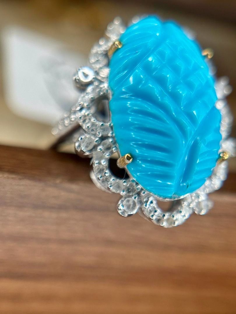 S7.75 NATURAL TURQUOISE & DIAMONDS IN CARVED STATEMENT SETTING (Category: Rings) located in Baguio. Submitted by asna_taku (Listing ID 1460551152, Image 2). Description: 💎 NATURAL TURQUOISE & DIAMONDS IN CARVED STATEMENT SETTING 💎 A true conversation piece. 💙✨ Beautiful Natural Arizona Turquoise, expertly carved with an intricate leaf-inspired design, surrounded by a sparkling halo of natural diamonds. The vivid blue turquoise against the diam
