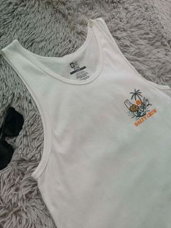 (Category: ) located in . Submitted by oo7-thriftnflip-oo7 (Listing ID 1460559124, Image 1). Description: .