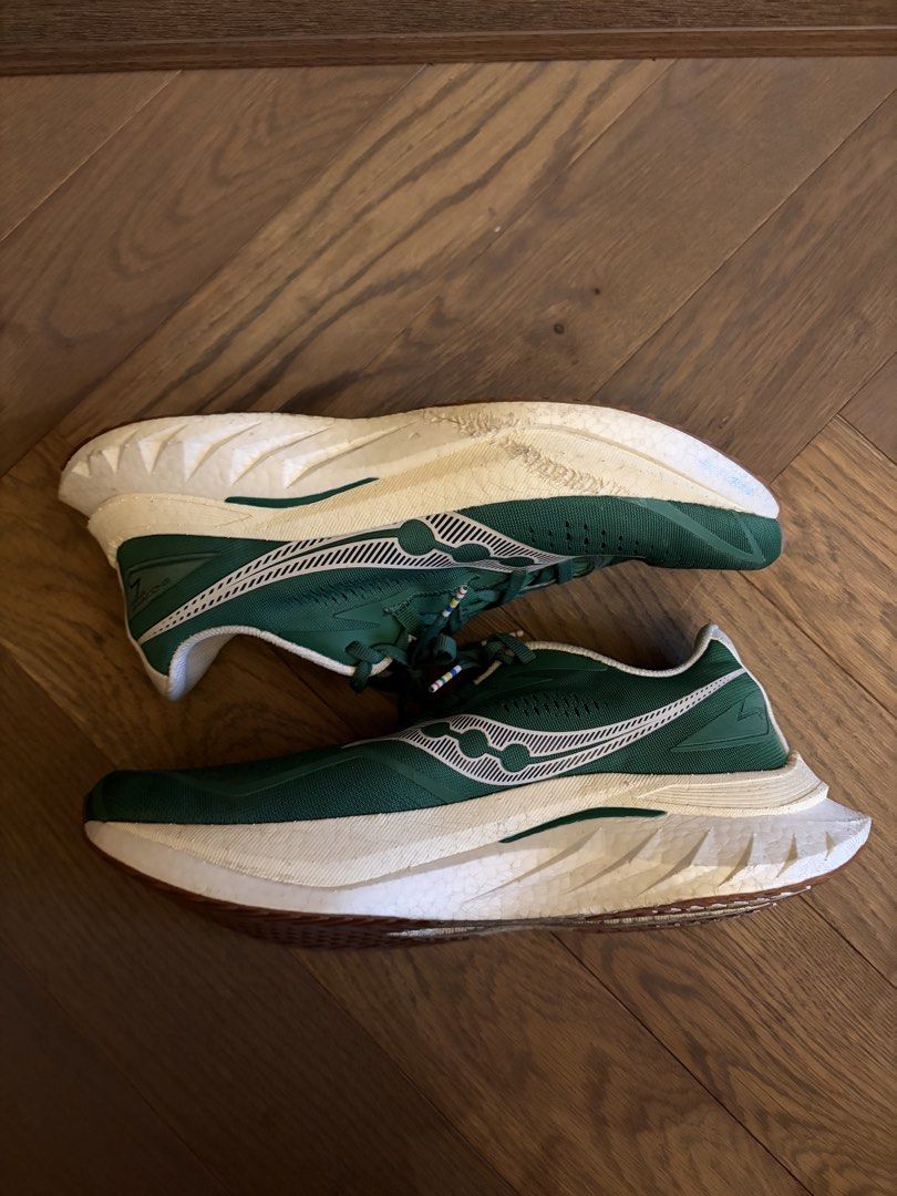 Saucony Endorphin Speed 4 (Category: Sneakers) located in Quezon City. Submitted by lamori (Listing ID 1460609914, Image 2). Description: Saucony Endorphin Speed 4 - US size 9.5 - Bought in Hong Kong last August 2025 - Used around 50km, mostly on treadmill - Has scratches on one side from treadmill - RFS: decluttering - no box.