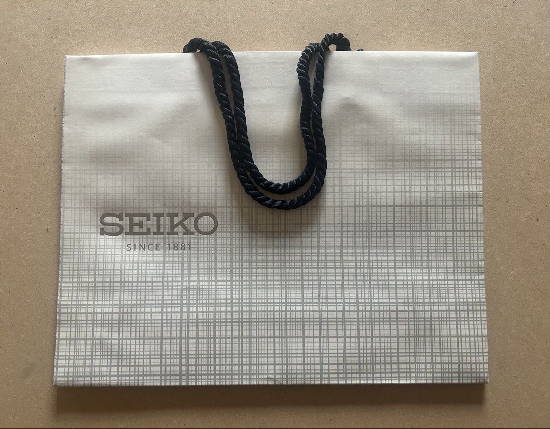 Seiko Paper Bag (Category: Occasions & Party Supplies) located in Binan City. Submitted by impulsebuyer12 (Listing ID 1460599177, Image 1). Description: From Japan.