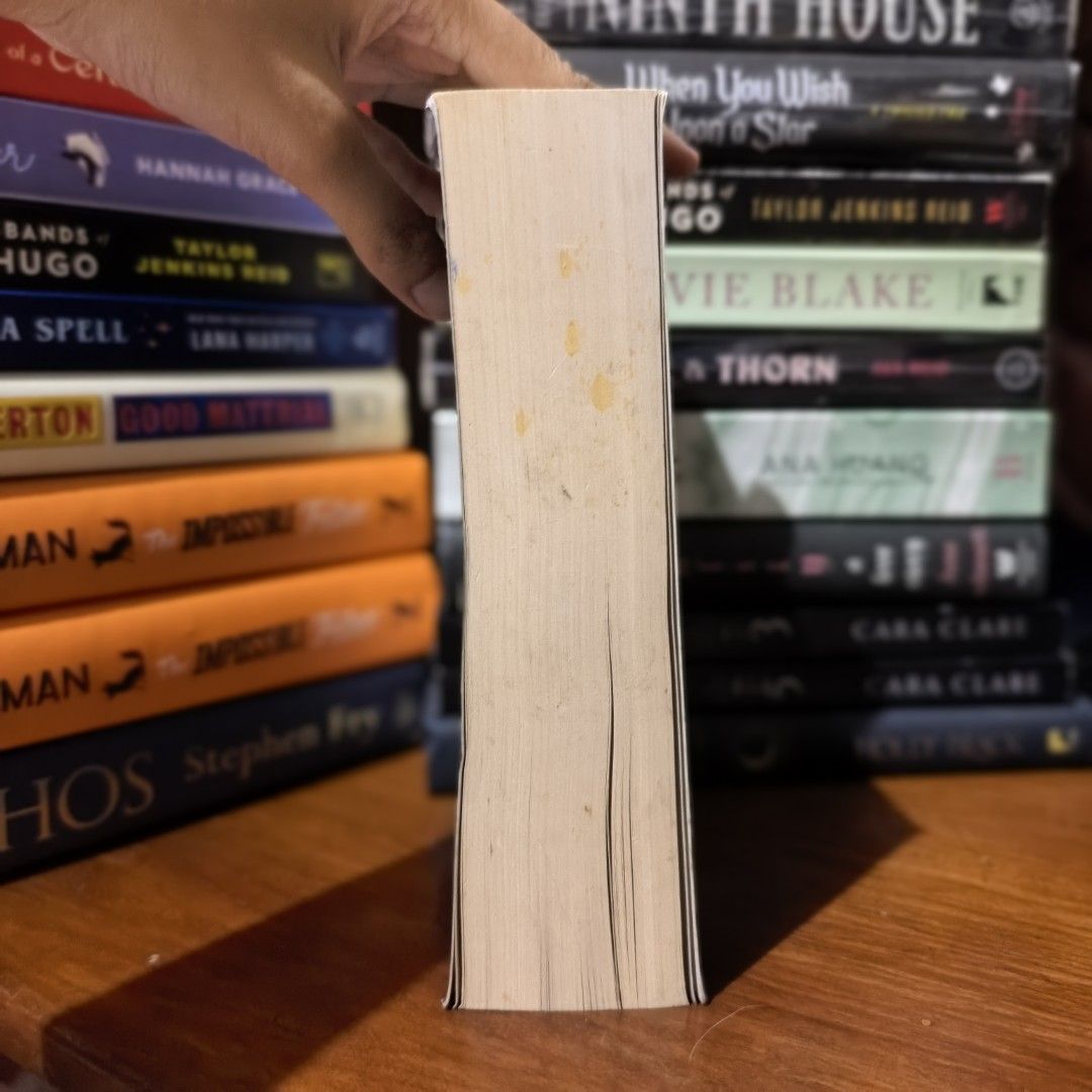 Serpent & Dove by Shelby Mahurin (Category: Storybooks) located in Las Pinas. Submitted by nicsknacksandbooks (Listing ID 1460674324, Image 2). Description: .