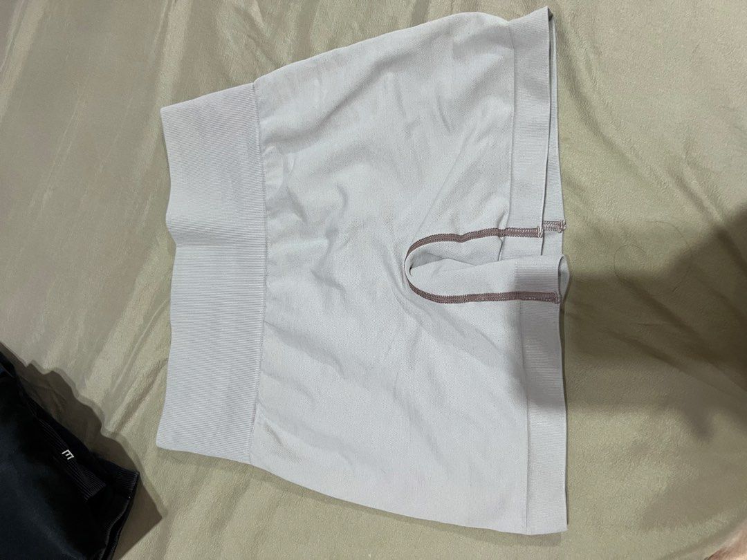 Shape active sculpting gym shorts (Category: Activewear) located in Quezon City. Submitted by jinnysells (Listing ID 1460685052, Image 2). Description: .