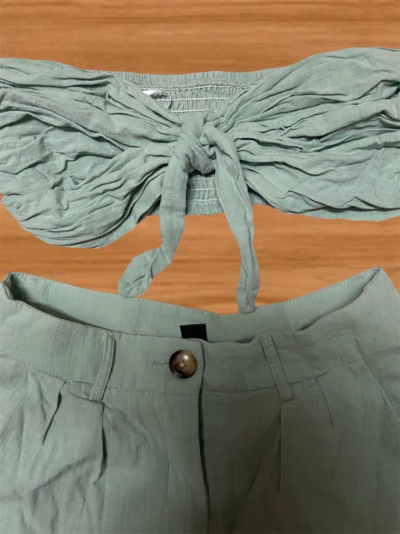 SHEIN linen coords summer zara bershka Stradivarius Tommy Hilfiger y2k zalora cotton on topshop terranova adidas nike just g esprit gap old navy guess bonito alo lululemon (Category: Undergarments & Loungewear) located in Angeles City. Submitted by .portia___01 (Listing ID 1460562122, Image 2). Description: good as new used once for photos small.