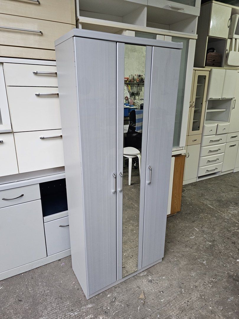 Shoe Cabinet ‼️ (Category: Shelves, Cabinets & Racks) located in Quezon City. Submitted by ledamadel (Listing ID 1460519420, Image 3). Description: Shoe Cabinet ‼️₱7,800‼️ ✔️L-24.5 H-59.5 W-12 inches 📐 ✔️Compress mdf 🪵 ✔Scratches As-is! 👌 Location: 40 Aplaya St Napocor Vill. Tandang Sora Quezon City. For inquiry please Pm us or Call. 09066885859 Please like our page thanks! 👇👇👇👇 KMA O’shop #japansurplus #kmaoshop #kahoydehapon.