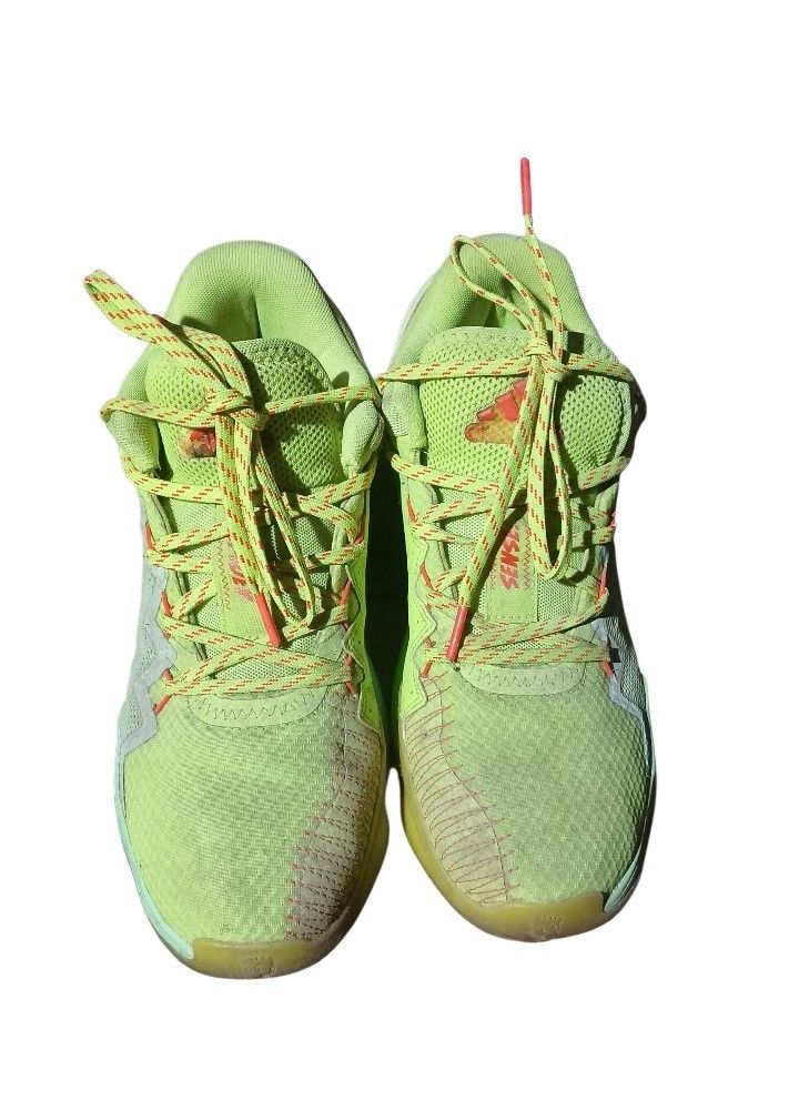 Shoes (Category: Shoe inserts & accessories) located in Bayombong. Submitted by youngdragon.0d29ca (Listing ID 1460618605, Image 3). Description: adidas brand marvel adidas lightly used makapal pa ang sole.
