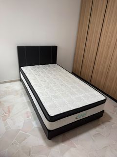 (Category: ) located in . Submitted by panda_furnitur3 (Listing ID 1460577932, Image 1). Description: .