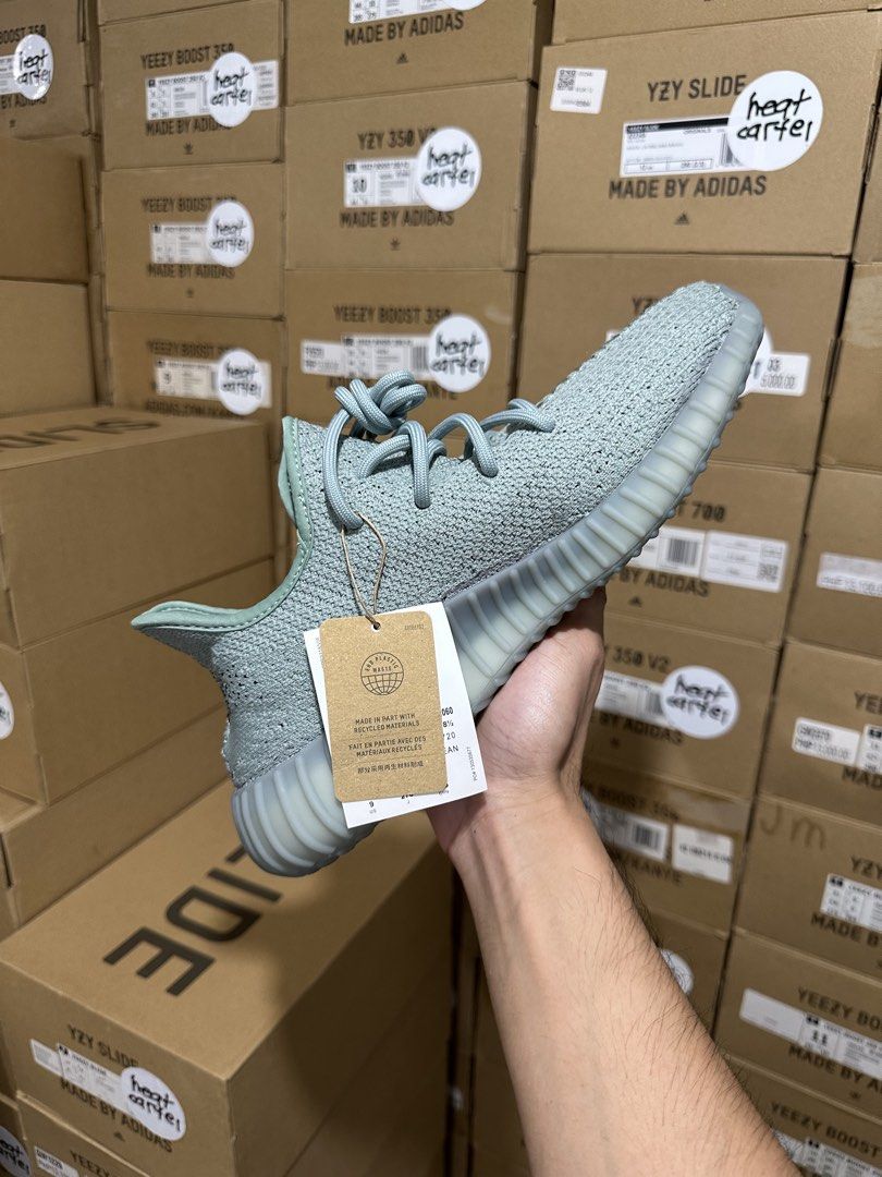 size 9 Yeezy 350 V2 Salt (Category: Sneakers) located in Cavite. Submitted by heatcartel_ (Listing ID 1460657592, Image 3). Description: Below srp deal! COD/COP nationwide 🚚 Yeezy 350 V2 Salt - size 9 brand new ₱12,500 only vermosa / evia alabang / ATC / MOA meet up📍.