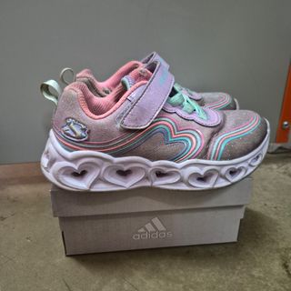 (Category: ) located in . Submitted by prettythings_ (Listing ID 1460684274, Image 1). Description: .