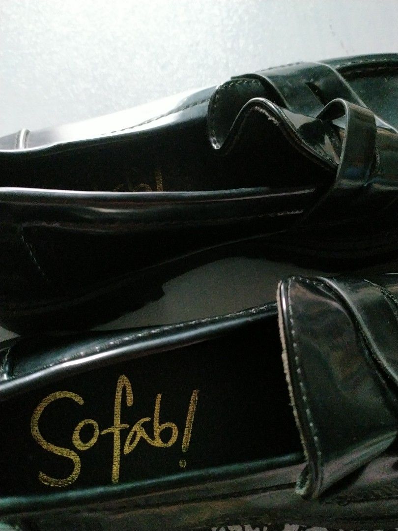 So fab black shoes (Category: Shoe inserts) located in Manila. Submitted by timtam04 (Listing ID 1460580843, Image 2). Description: buy1take1.