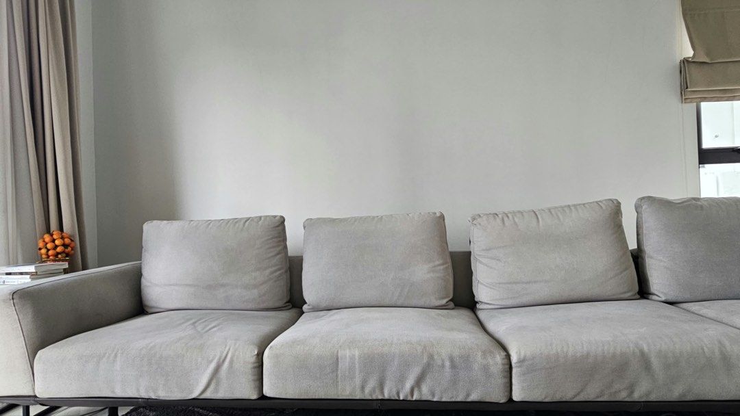 Sofas (Category: Sofas) located in Cheras. Submitted by noblewater78 (Listing ID 1460520307, Image 3). Description: Brand King Living Model: Bellaire Package 1 Fixed CUSTOM- Prestige Luxe- Solphin LX-25 RM31854 NOW RM7880 Not including Delivery Fee .