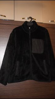 (Category: ) located in . Submitted by preloved_kpop (Listing ID 1460611230, Image 1). Description: .