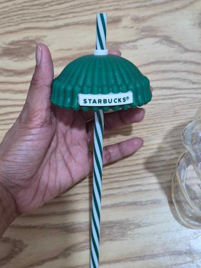 Starbucks bear tumbler (Category: Beverages) located in Caloocan City. Submitted by thylina_west24 (Listing ID 1460522633, Image 2). Description: Sobrang aga ng pamasko nito! Hahaha 🎁😂 Grab it while supplies last! 🛒✨ This super cute Starbucks Green Bear Tumbler is a limited-edition piece featuring a playful and charming bear design—perfect for enjoying your favorite drinks in style! 💚🐻🥤 Don’t miss out on this adorable tumbler! 💕.