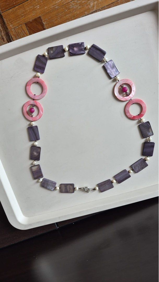 Statement necklaces - assorted (Category: Necklaces) located in Singapore. Submitted by noah.she (Listing ID 1460629044, Image 5). Description: .