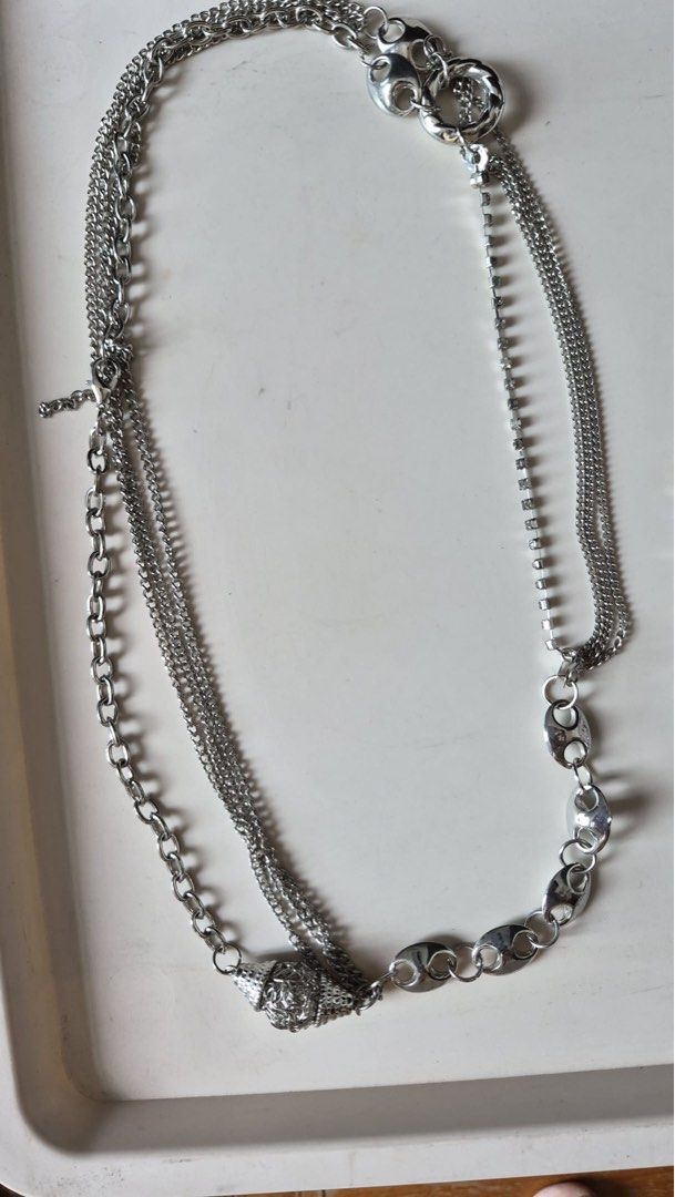 Statement necklaces - assorted (Category: Necklaces) located in Singapore. Submitted by noah.she (Listing ID 1460629044, Image 7). Description: .