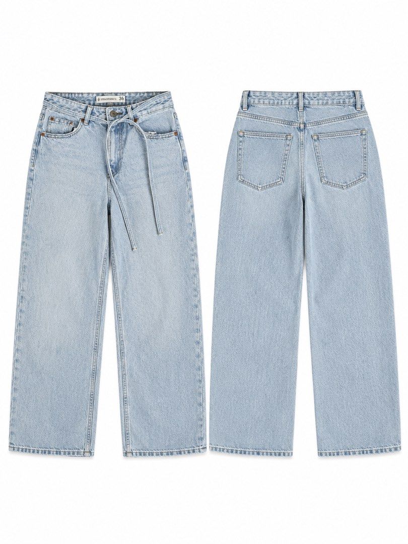 STRADIVARIUS Jeans (Category: Other Bottoms) located in Manila. Submitted by betterdaysstudio (Listing ID 1460550968, Image 1). Description: .
