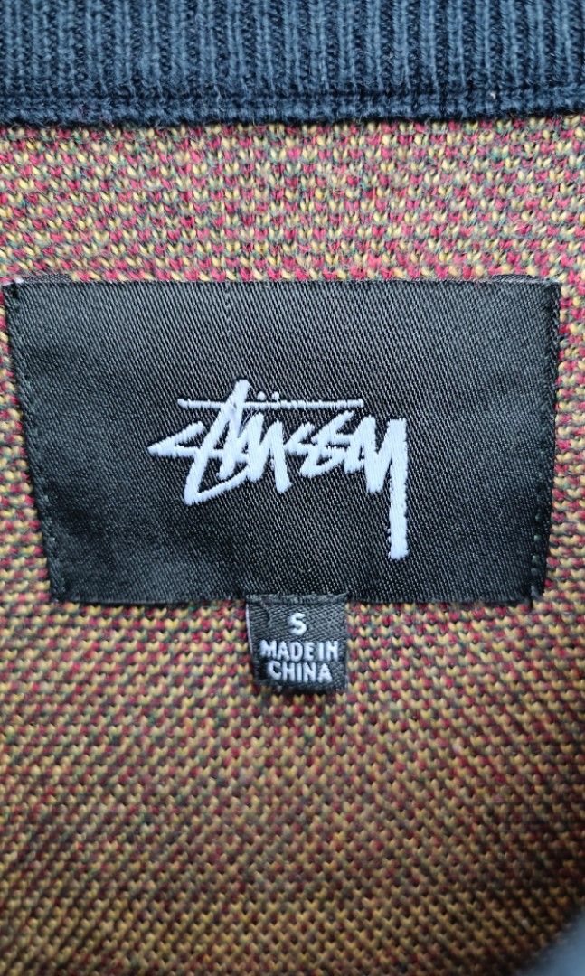 STUSSY PLAID KNITTED SWEATER (Category: Activewear) located in Davao. Submitted by st333tcartel (Listing ID 1460546964, Image 3). Description: Small Length 29.5 Width 23.5.