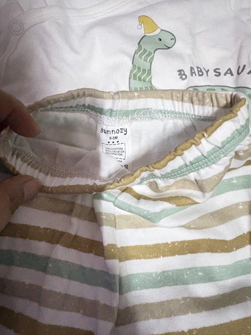 Sunnozy Newborn set (Category: Babies & Kids Fashion) located in Quezon City. Submitted by alexiszowie (Listing ID 1460576780, Image 2). Description: sunnozy newborn set never been used nawash lang siya bought for 449.