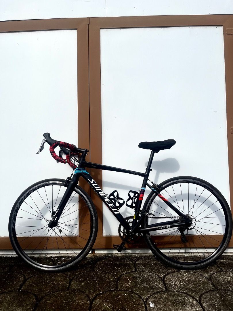 SUNPEED TRITON ROAD BIKE (Category: Bicycles) located in Caloocan City. Submitted by erishnielo97240 (Listing ID 1460599766, Image 1). Description: 🚴‍♂️ SUNPEED TRITON ROAD BIKE 🚴‍♂️ - Size 48cm - Aluminum alloy frame and fork with internal cabling - Shimano Claris 2x8-speed (16 speeds) with integrated shifters/brake levers - Prowheel aluminum 50/34T with sealed bearing bottom bracket - Dual-pivot caliper brakes - 700C aluminum double-wall whee
